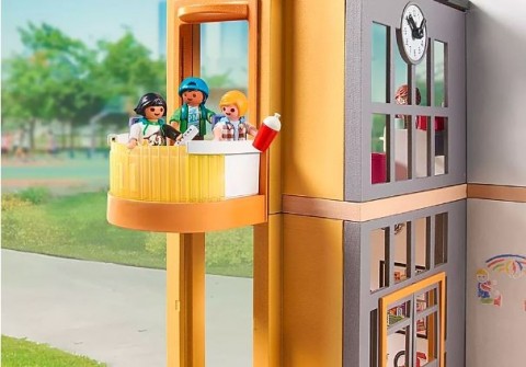 Set s figuricama City Life 7132 7 Velika školaIVET.HR - MODERNA ODJEĆA