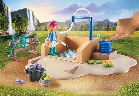 Set s figuricama Horses 71354 Isabella i Lioness u zoni za pranje konjaIVET.HR - MODERNA ODJEĆA