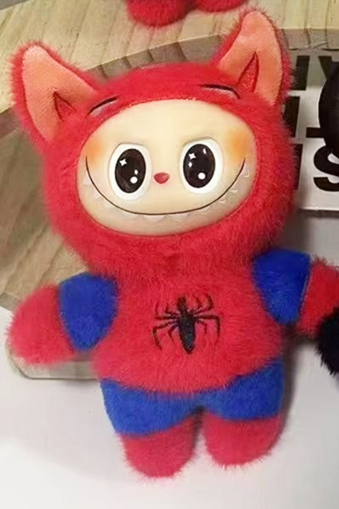 Plišani privezak LABUBU SPIDERMAN, Boja: crvena, IVET.HR - MODERNA ODJEĆA