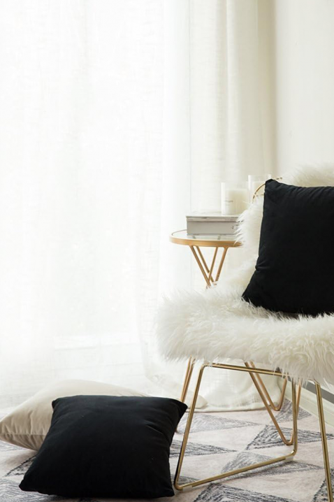 Jastučnica FLOMEJA BLACK 40х40 cm, Boja: crna, IVET.HR - MODERNA ODJEĆA