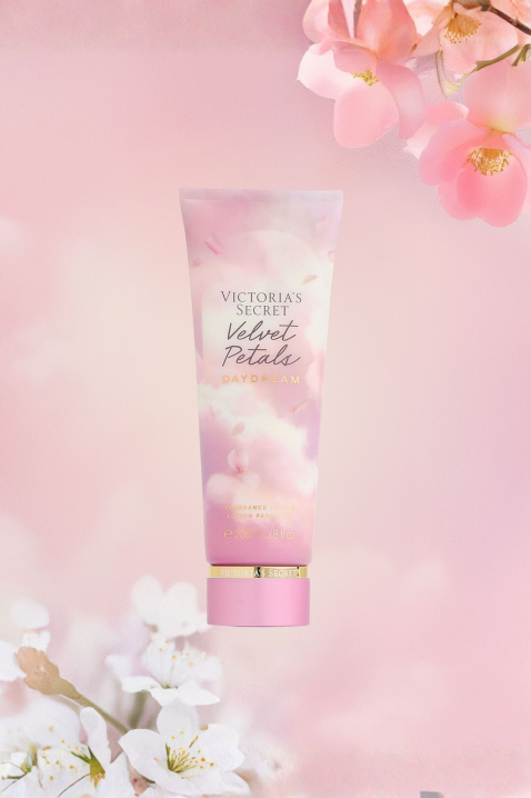 Losion za tijelo Victoria`s Secret Velvet Petals Daydream Body Lotion 236 mlIVET.HR - MODERNA ODJEĆA