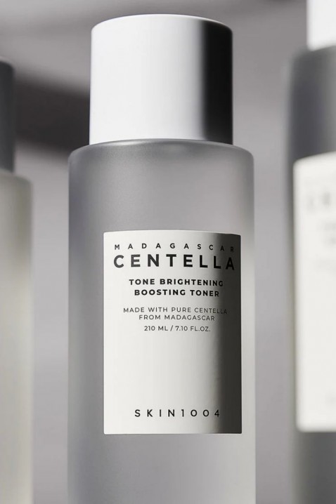 SKIN1004 Madagascar Centella Tone Brightening Boosting Toner 210 mlIVET.HR - MODERNA ODJEĆA