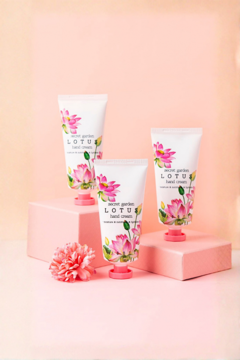 Jigott Secret Garden Lotus Hand Cream 100 mlIVET.HR - MODERNA ODJEĆA