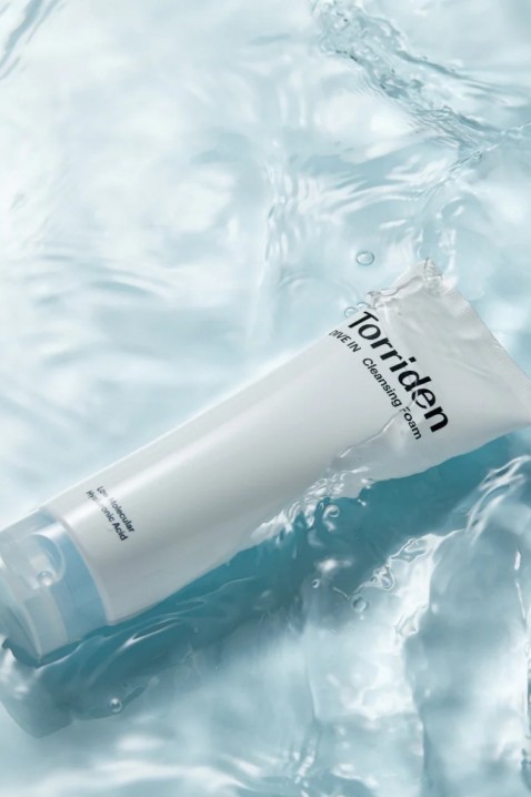 Torriden DIVE-IN Low Molecular Hyaluronic Acid Cleansing Foam 150 mlIVET.HR - MODERNA ODJEĆA