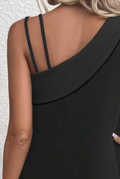 Elegantna kratka haljina s asimetričnim izrezom i širokim krojem IVRINIA BLACK, Boja: crna, IVET.HR - MODERNA ODJEĆA