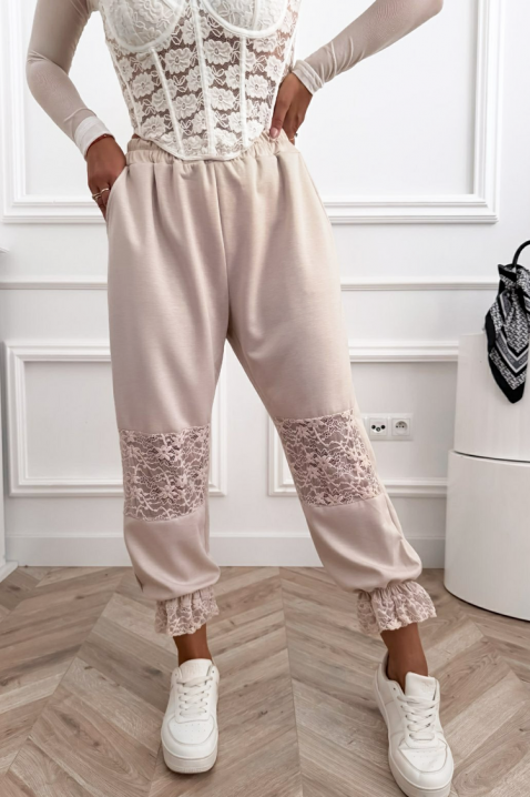 Romantične ženske boho hlače s profinjenim čipkastim detaljima i udobnom siluetom VESPERIA BEIGE, Boja: bež, IVET.HR - MODERNA ODJEĆA