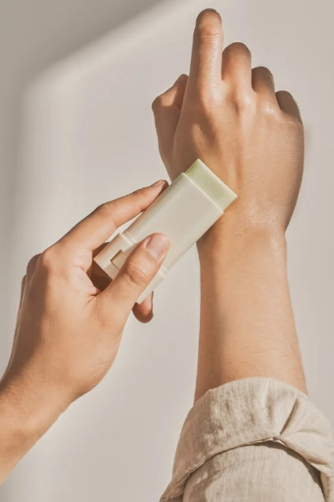 Beauty of Joseon Matte Sun Stick: Mugwort+Camelia, 18 mlIVET.HR - MODERNA ODJEĆA
