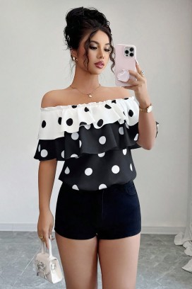 prozračna bluza sa spuštenim ramenima i voluminoznim volanima ZUZIA BLACK