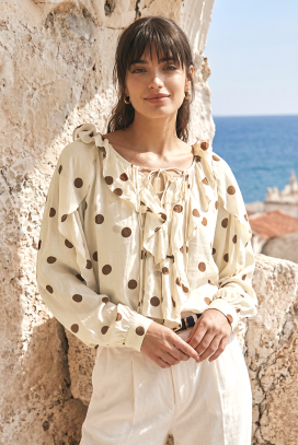 elegantna ženska bluza s točkicama i volanima DAMELSIA BEIGE
